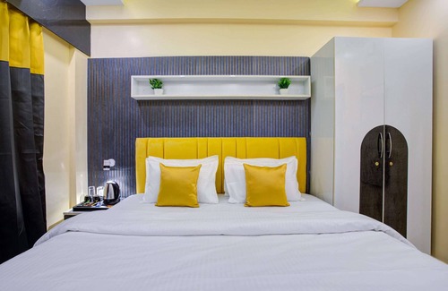 Koramangala Cabin | Hotel Meet Me At