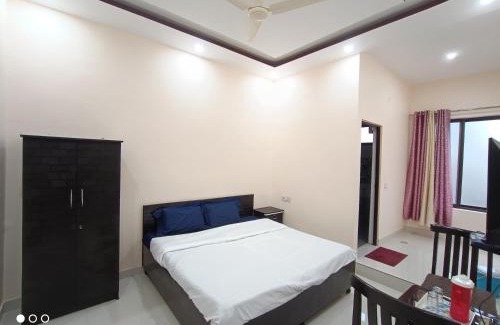 Haldwani Hotel | Hotel Mehra Inn