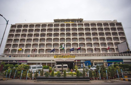 Karachi Hotel | Hotel Mehran