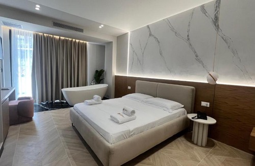 Ksamil Hotel | Hotel Memaj