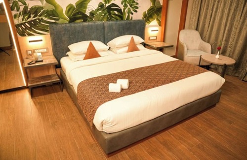 Dharwad Hotel | Hotel Menaka Inn Dharwad