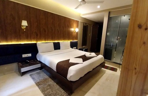 Mira Road East Hotel | Hotel merakee