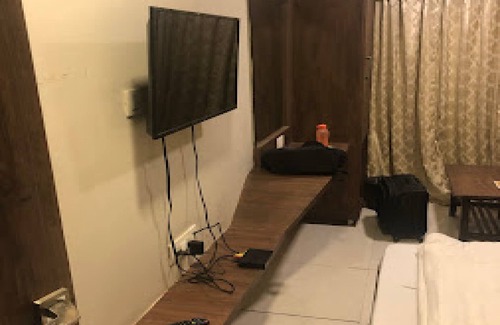 Panvel Hotel | Hotel Metro palace panvel Navi mumbai