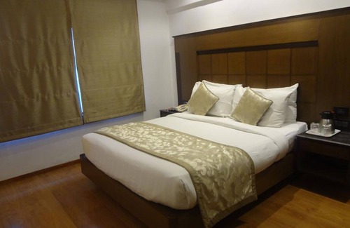 Dadar East Hotel | Hotel Midtown Pritam