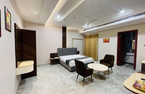 Nawanshahr Hotel | Hotel Miracle Resorts