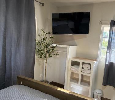 Ensenada House | Hotel Mision Ferrer