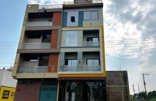 Omkareshwar Hotel | Hotel Moad Mudgal Palace