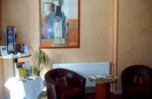 Stadtmitte Hotel | Hotel Mondial