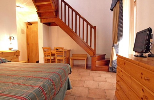 Quincod Hotel | Hotel Mont Nery