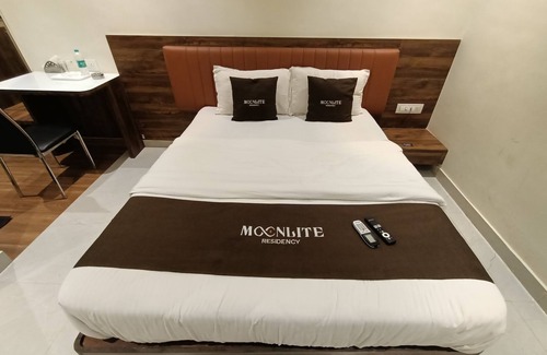 Malad West Hotel | Hotel Moon Lite Residency Marve Malad