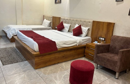 Panipat Hotel | Hotel Moon Regency