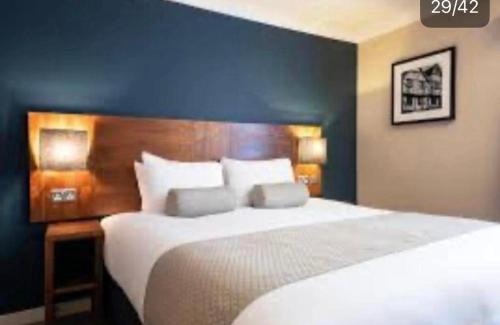 Aerocity Hotel | Hotel Moon Residency opposite Aerocity