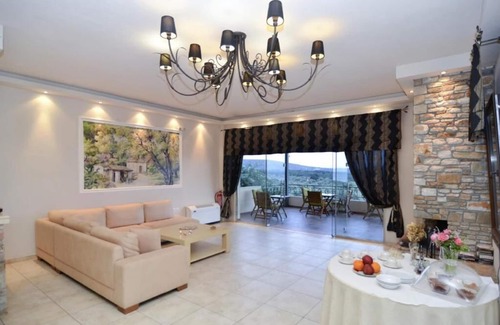 Pefkari Hotel | Hotel Moonbeam