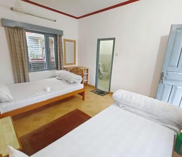 Pokhara Cabin | Hotel Mountain View - Lakeside Pokhara