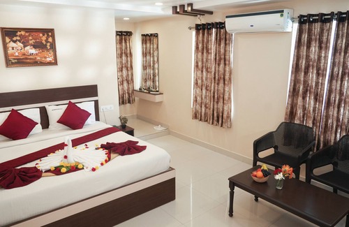 Tirupati Hotel | Hotel Mountview Comforts