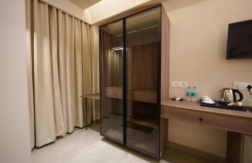 HSR Layout Hotel | Hotel Muthahalli Grand