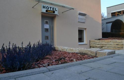Kirchentellinsfurt Hotel | Hotel Myrsini