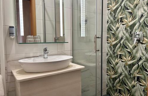 Hajduszoboszlo Hotel | Hotel Négy Évszak