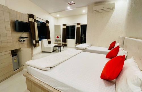 Kota Hotel | Hotel Namo Palace