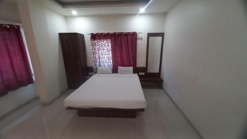 Nashik Hotel | Hotel Namrata