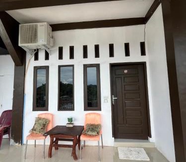 Bukit Lawang Hotel | HOTEL NANGIN VIEW - Bukit Lawang