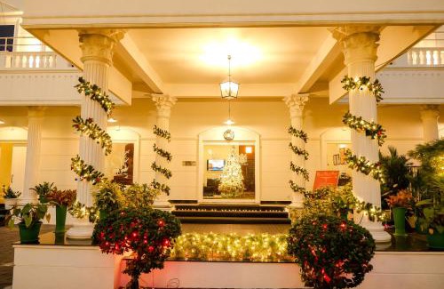 Muvattupuzha Hotel | Hotel Narendra Central