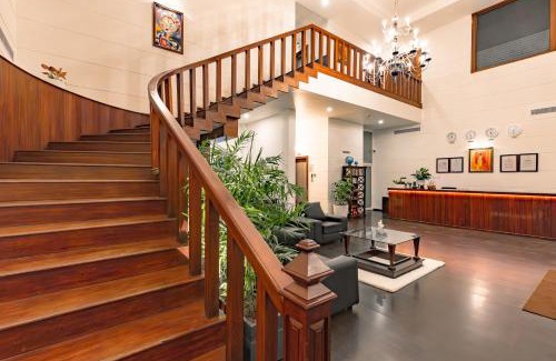 Muvattupuzha Hotel | Hotel Narendra Central