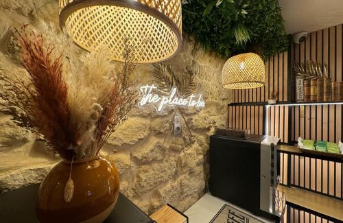 Clignancourt Hotel | Hotel Nation Montmartre
