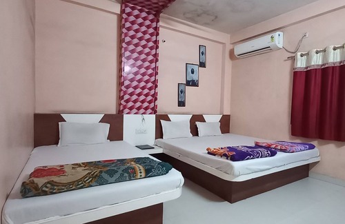 Omkareshwar Hotel | Hotel Natraj