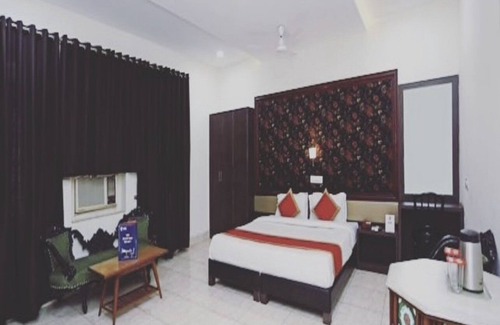 Kota Hotel | Hotel Navrang