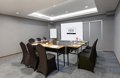 Surakarta Hotel | Hotel Neo Gading Solo