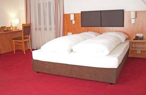 Stammheim-Sud Hotel | Hotel Neuwirtshaus