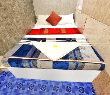 Prabhadevi House | Hotel new amaan palace