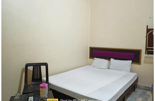 Allahabad Hotel | HOTEL New Ashoka ! Near Maa Sidheshwari Kaali Badi - Prayagraj Rambag Railway Station