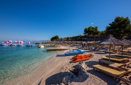 Ksamil Hotel | Hotel New Crystal