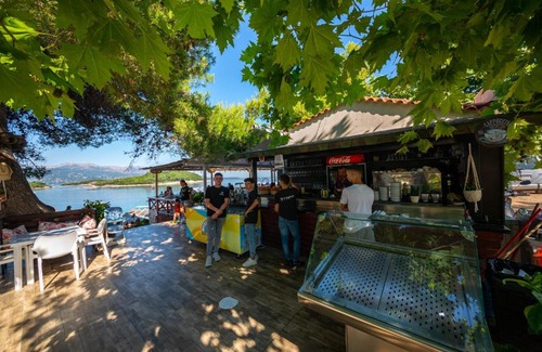 Ksamil Hotel | Hotel New Crystal