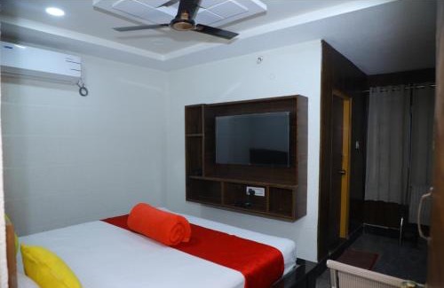 LB Nagar Hotel | Hotel New Maruthi Inn, LB Nagar