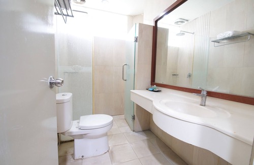 West Semarang Hotel | Hotel New Puri Garden Bandara Semarang