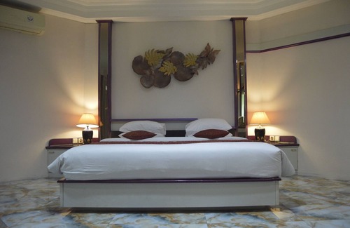 West Semarang Hotel | Hotel New Puri Garden Bandara Semarang