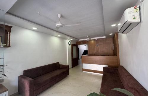 Daulatabad Hotel | Hotel New Samrat