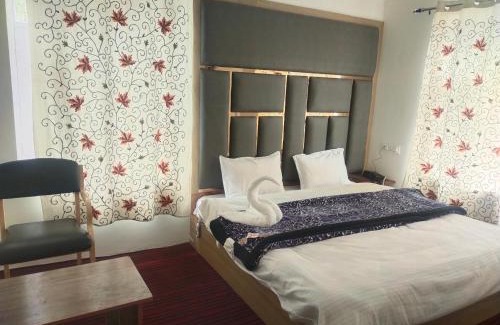 Pahalgam Hotel | Hotel New Sangam