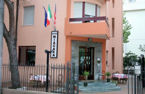 Marina Centro Hotel | Hotel Niagara Rimini