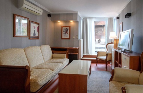 Wdzydze Kiszewskie Hotel | Hotel Niedzwiadek