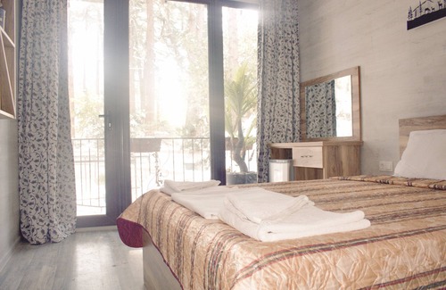 Makhinjauri Hotel | Hotel Nine Brothers