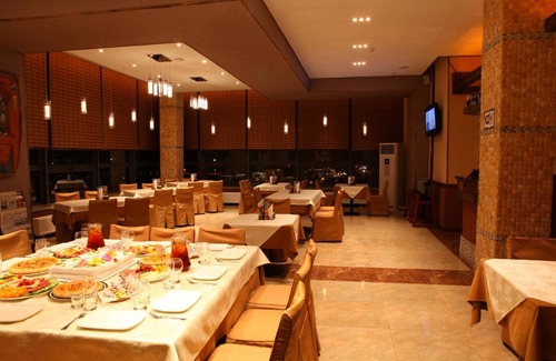 Dalanzadgad Hotel | Hotel Nine Tsogttsetsii