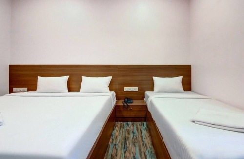 Vile Parle East Hotel | Hotel Nirvana Grace