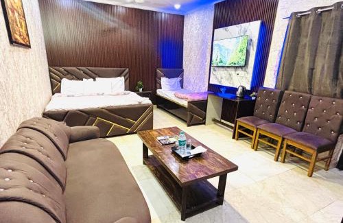 Jangpura Hotel | Hotel Nizamuddin Fab