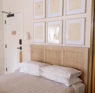 Crossroads Arts District Hotel | Hotel No-Vacancy