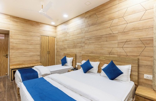 Ahmedabad City Centre Hotel | Hotel Noble Inn