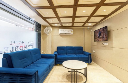 Ahmedabad City Centre Hotel | Hotel Noble Inn